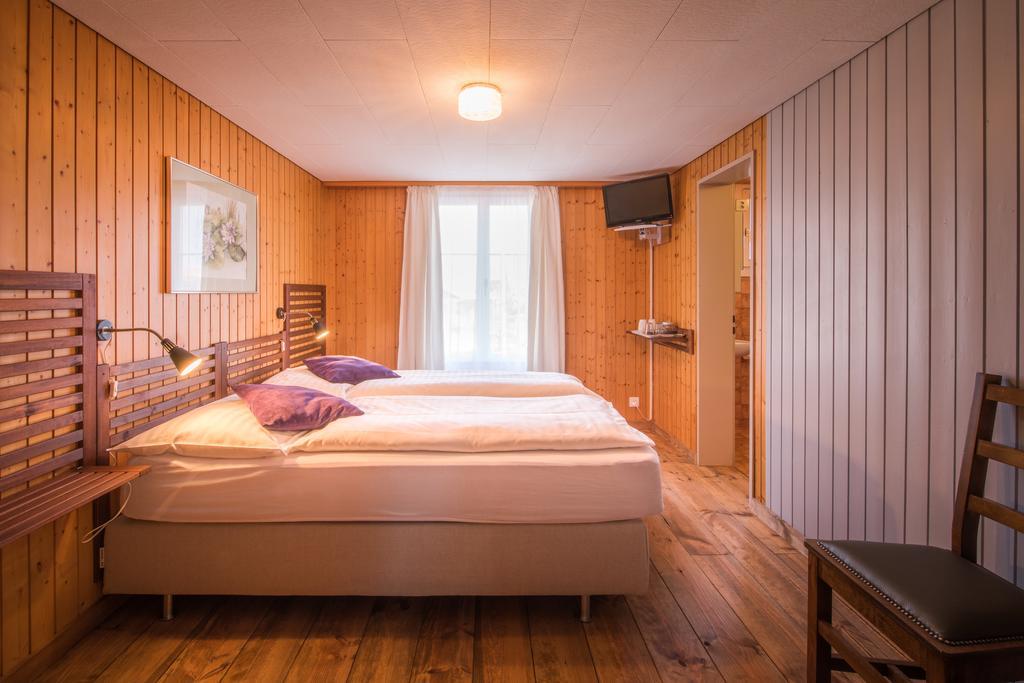 Hotel Tell And Apartments อินเทอร์ลาเคน ภายนอก รูปภาพ